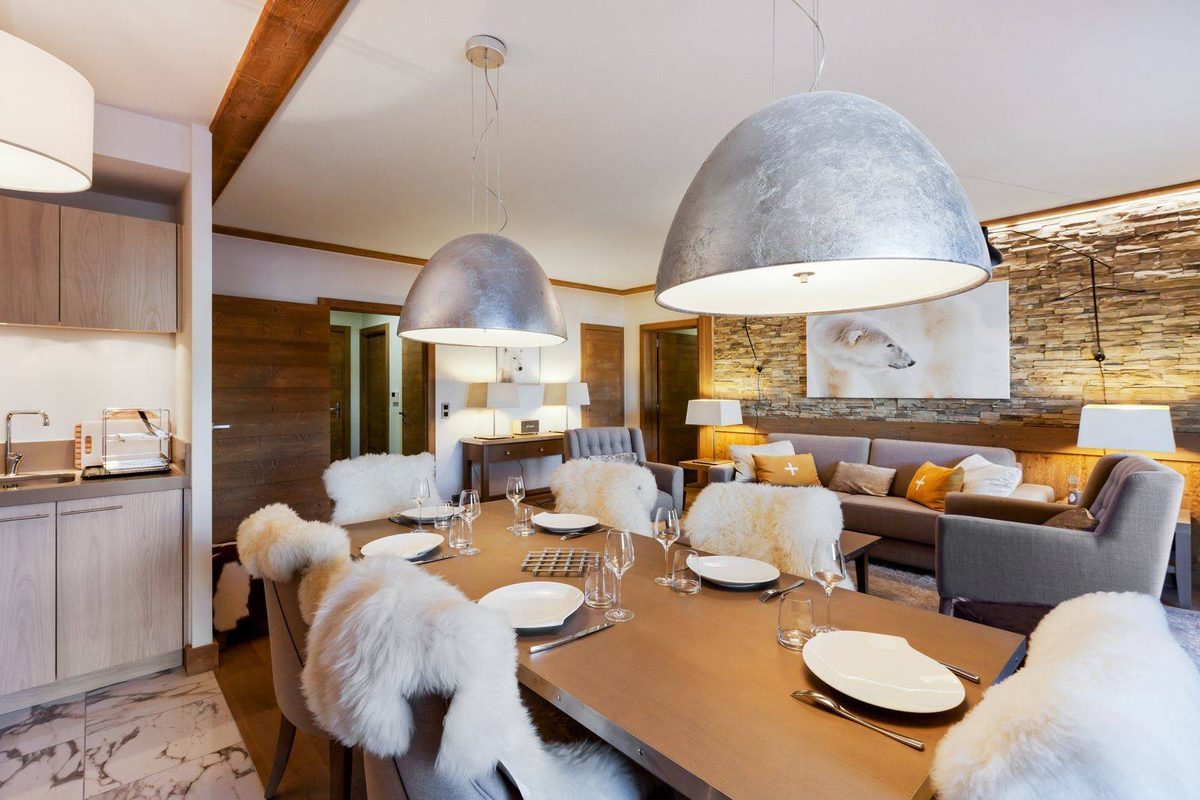 Panoramic Carré Blanc interior view 5