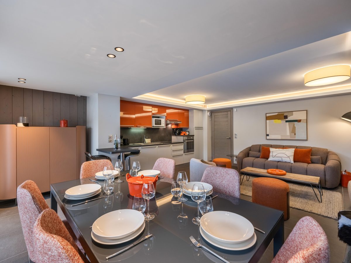 Salers interior view 4