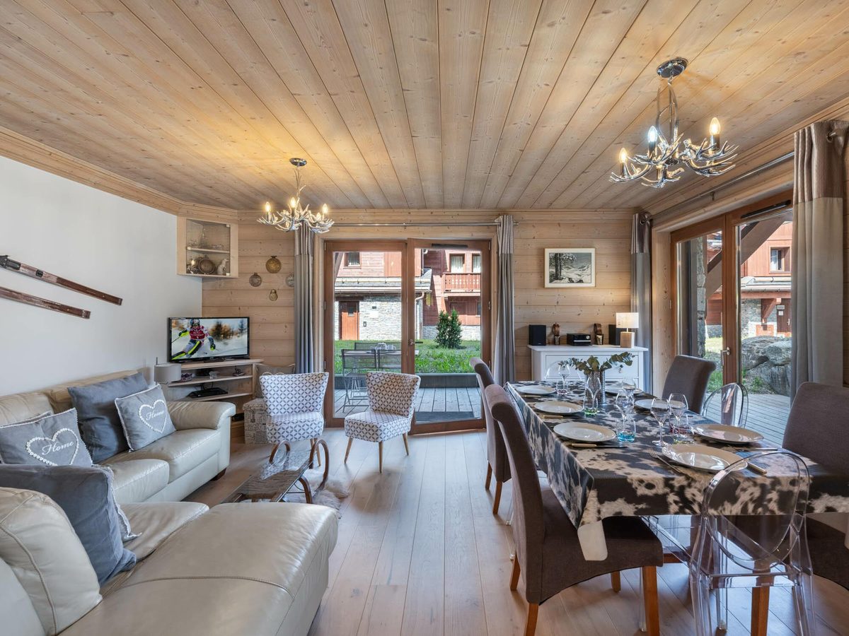 Everest 3 - Luxury 2 bedroom apartment in Courchevel Moriond