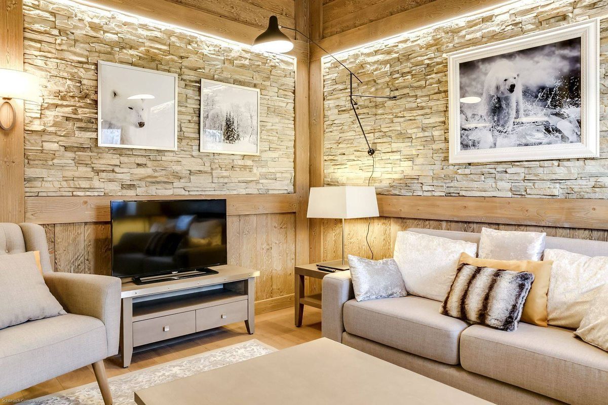 Carre Blanc 140 interior view 3