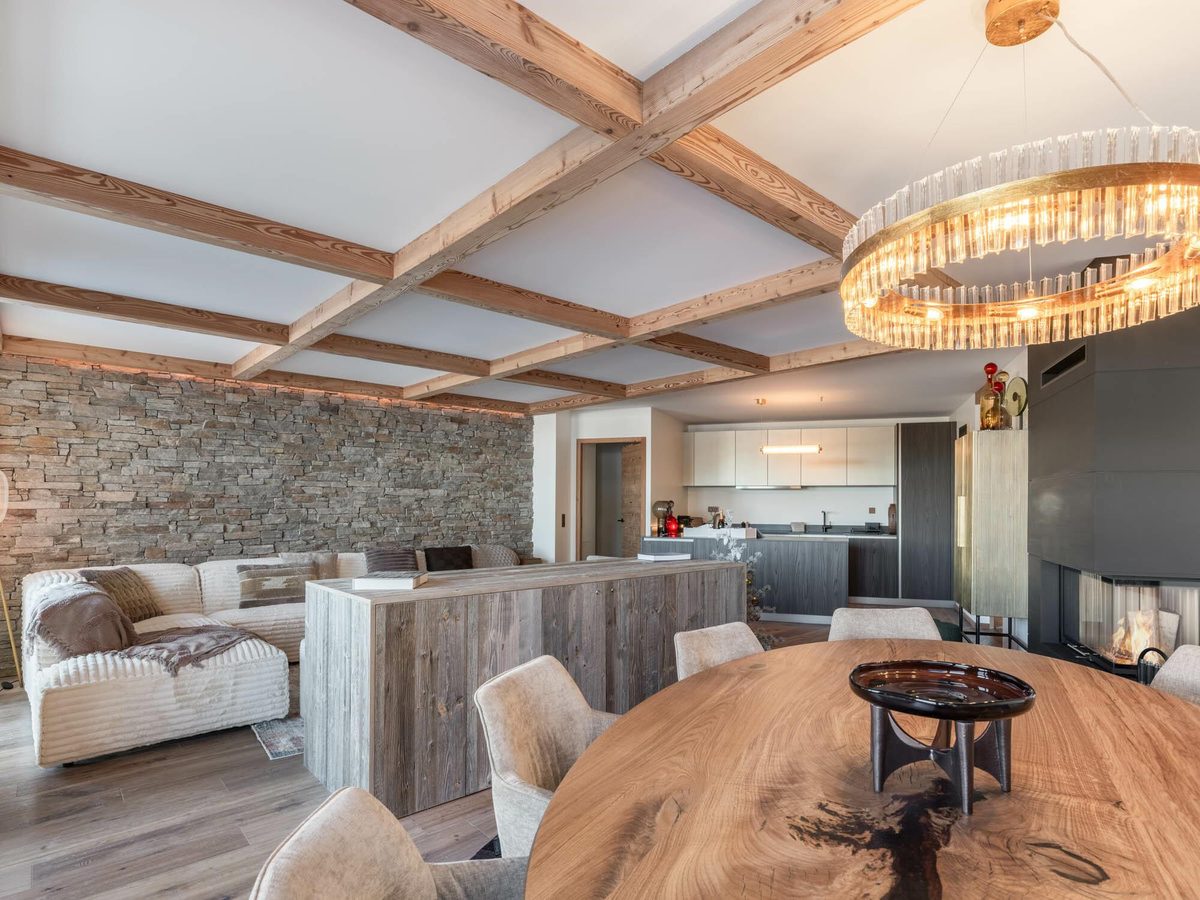 Castano interior view 3