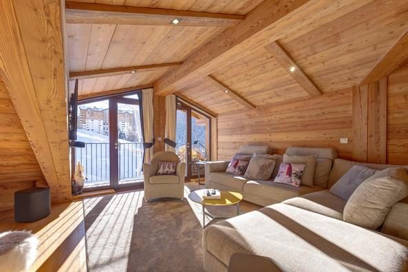 Grandes Bosses 703 - 3 bedroom apartment in Centre, Courchevel Moriond