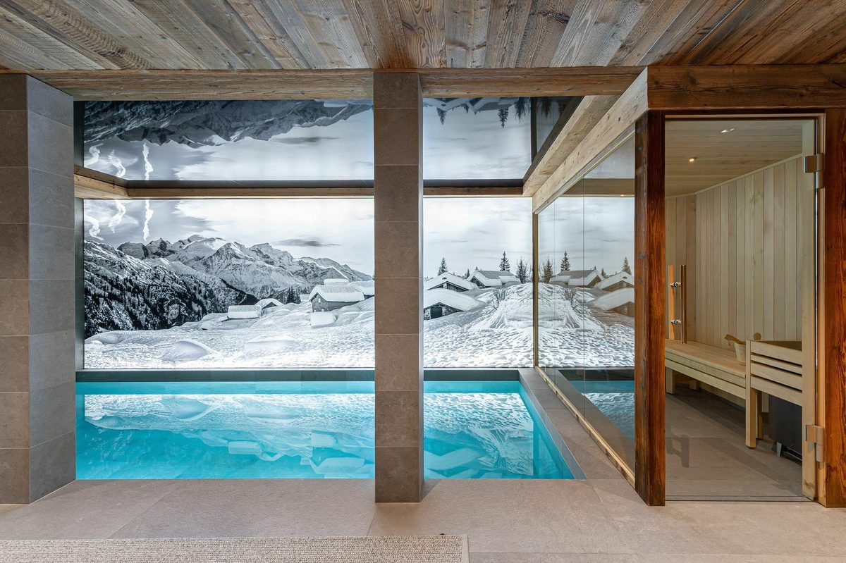 Ciuk interior view 2