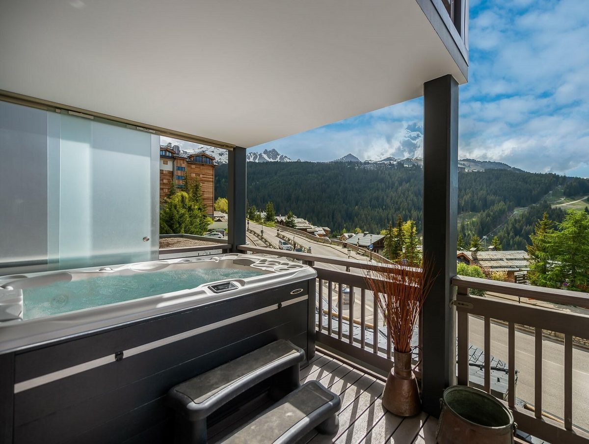 Chalet de l'Ourse 5 interior view 3