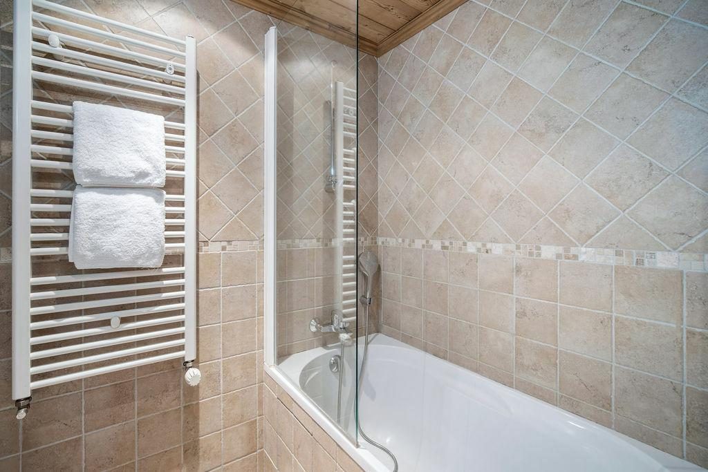 Misti interior view 5