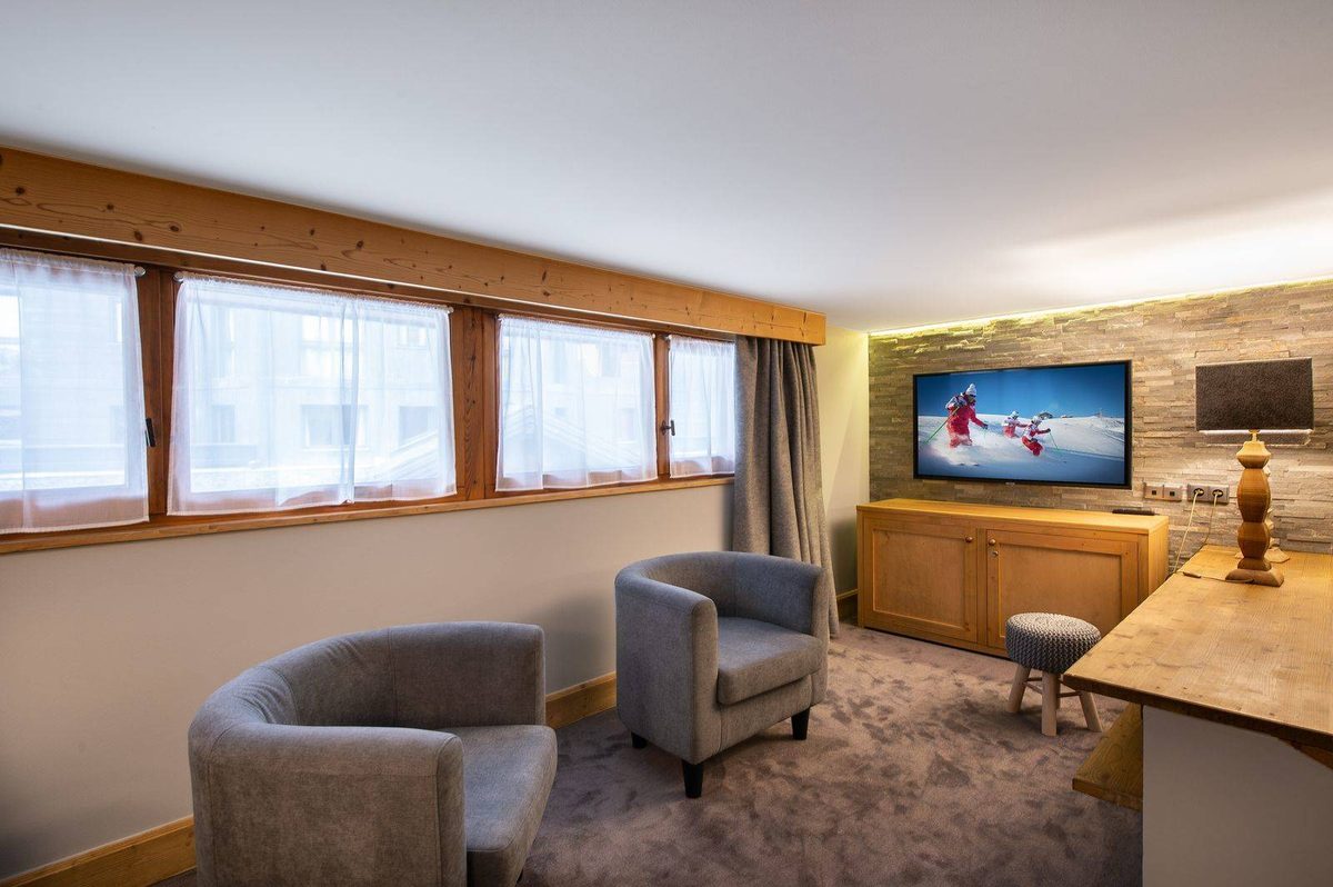 Winter 127 interior view 4
