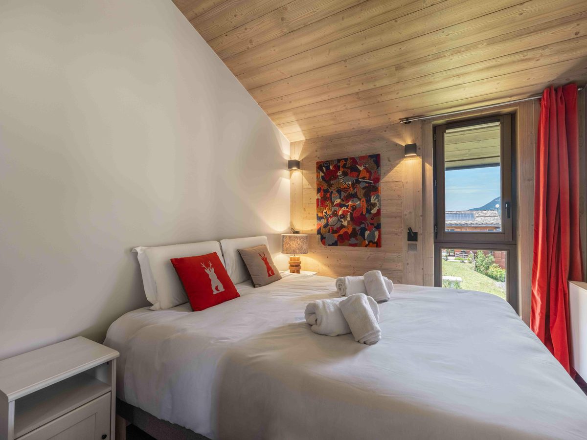 Phoenix 406 interior view 4
