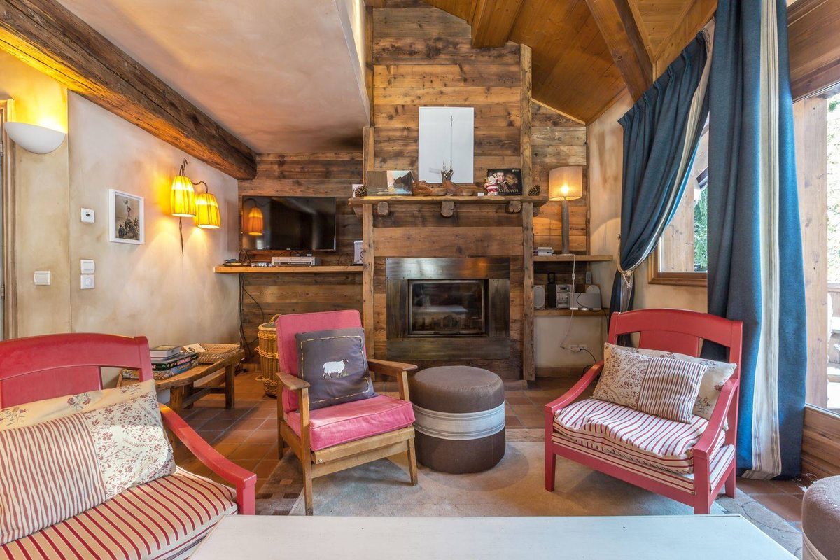 Alpinum interior view 2