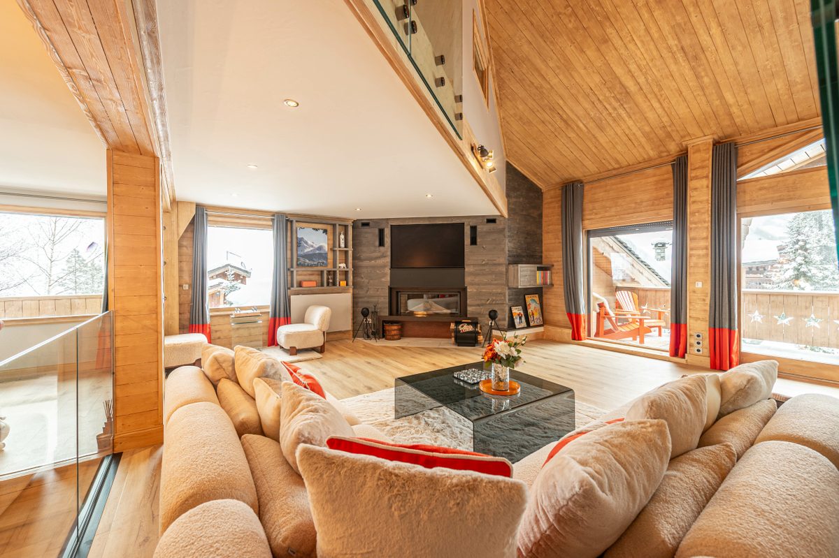 Jade interior view 3