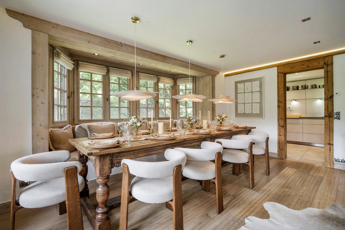 Nirvana interior view 2