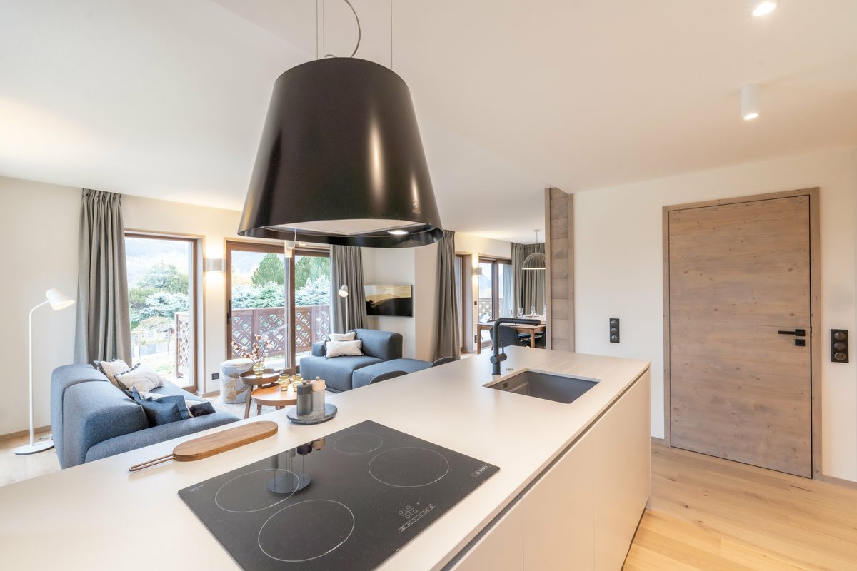 Cinq Sommets 111 interior view 3