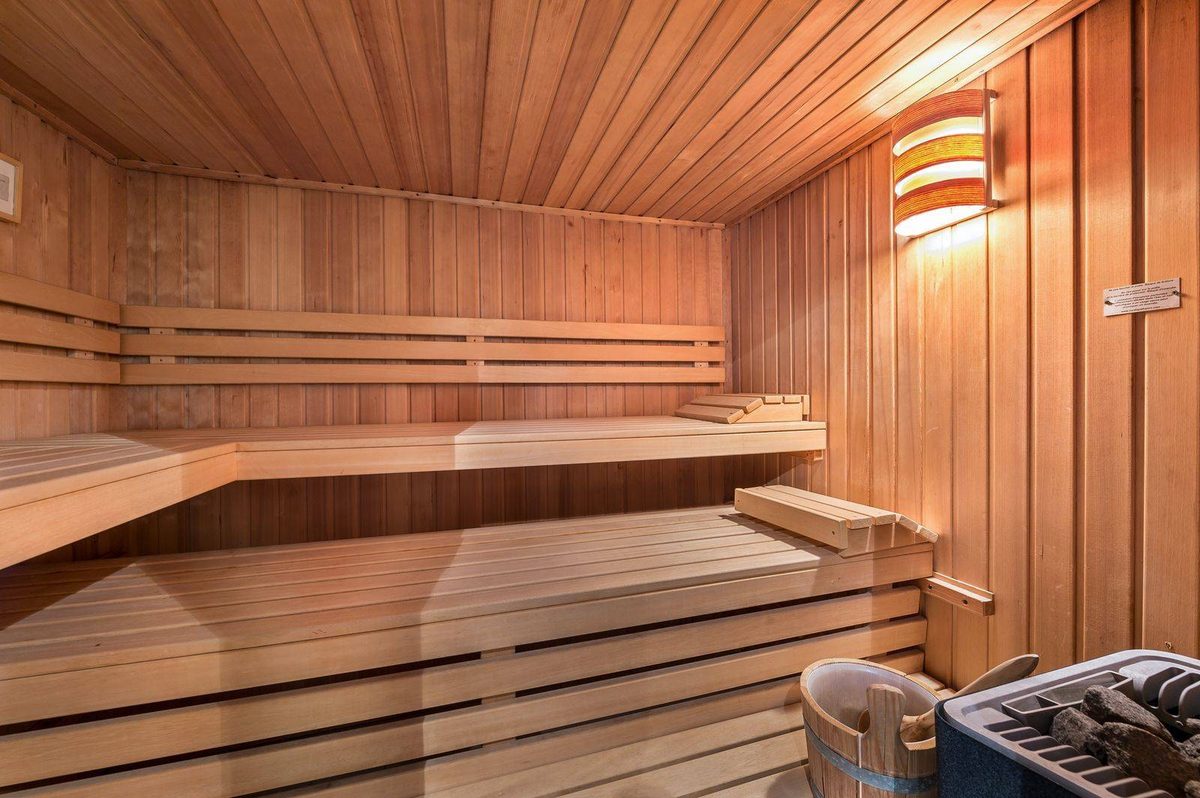 Martin des Neiges interior view 4