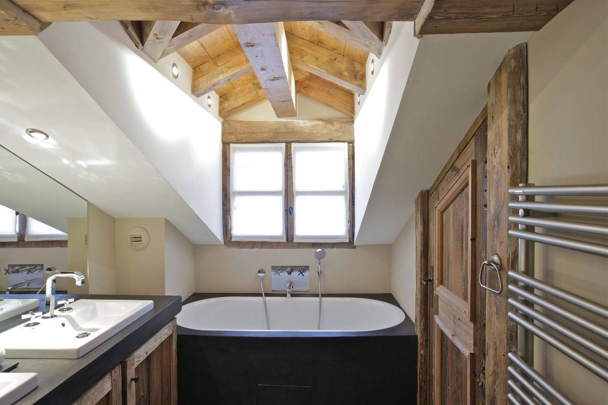 Ajacour interior view 5
