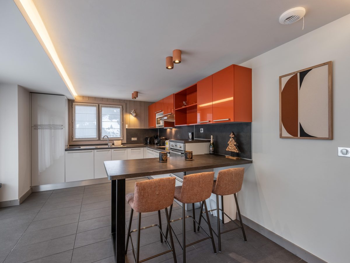 Abondance interior view 4