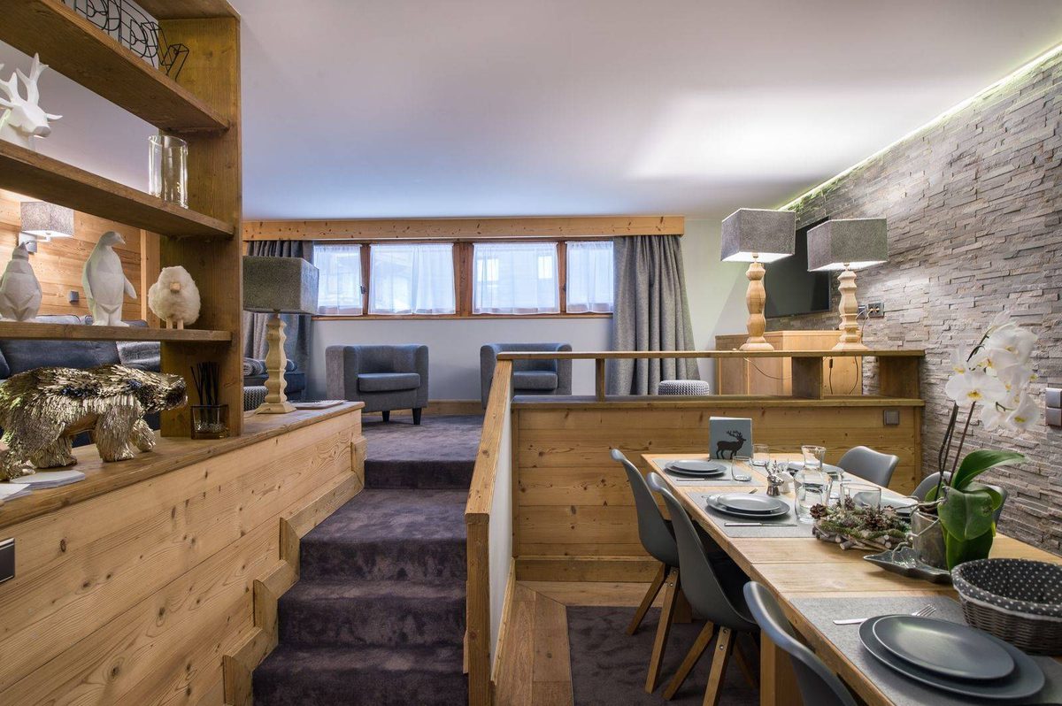 Winter 127 interior view 5
