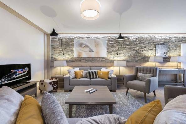 Carre Blanc 242 - 4 bedroom apartment in Centre, Courchevel Village