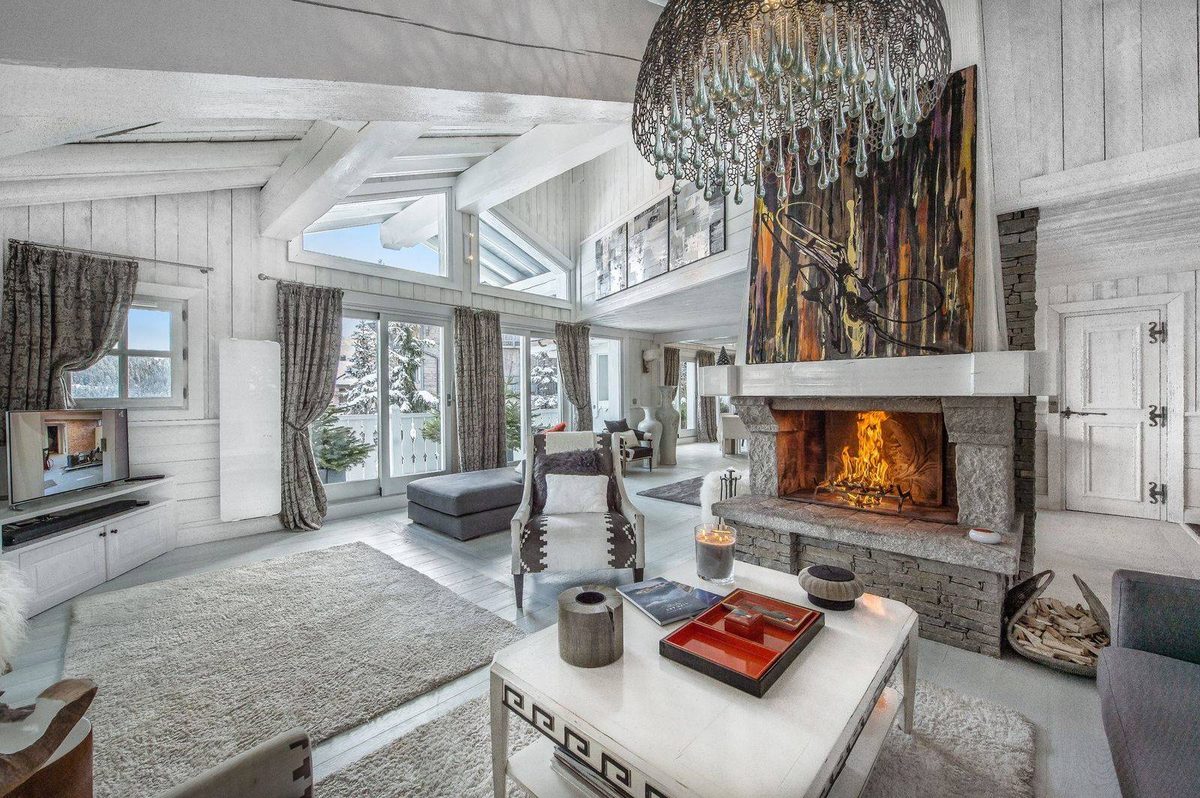 White Dream interior view 3