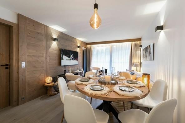 Phoenix 602 - 2 bedroom apartment in Centre, Courchevel Village