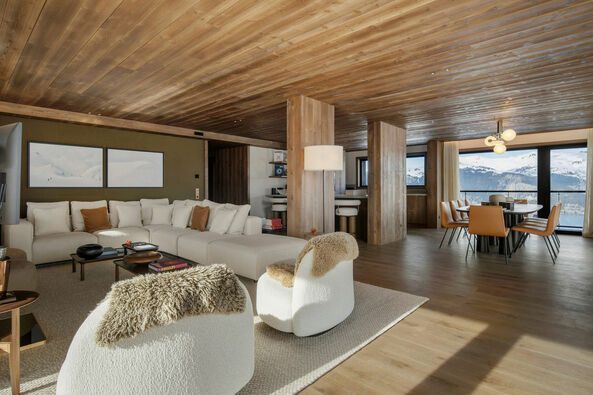 Atmosphere - 502 - 4 bedroom apartment in Centre